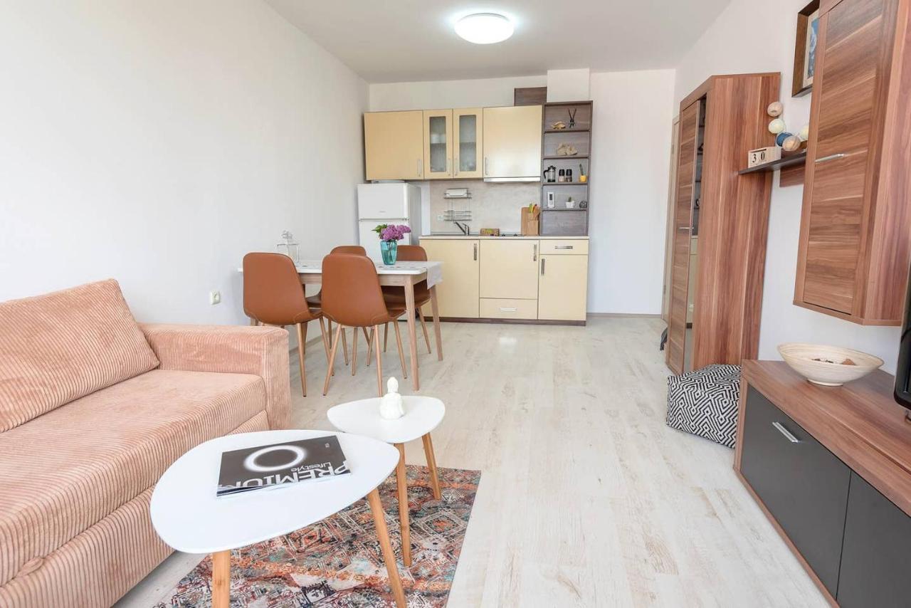 Apartment Gendar Delux, Sunny Island, Chernomorets Buitenkant foto